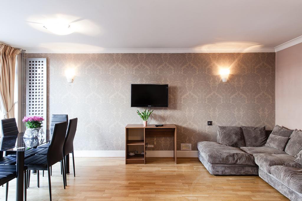 Midway House Apartment