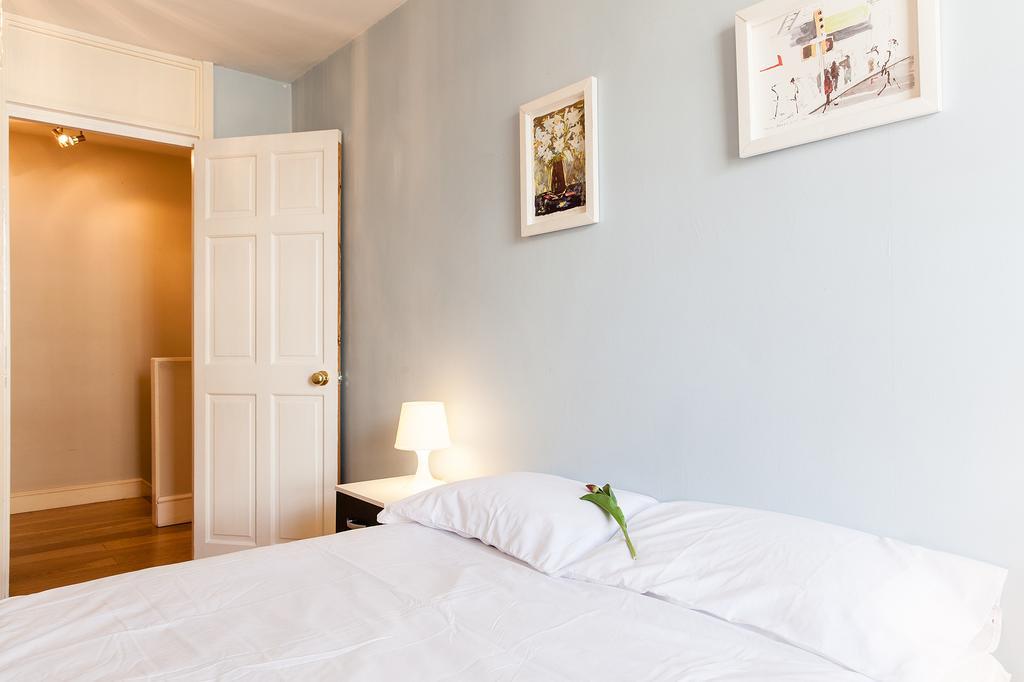 Midway House Apartment *