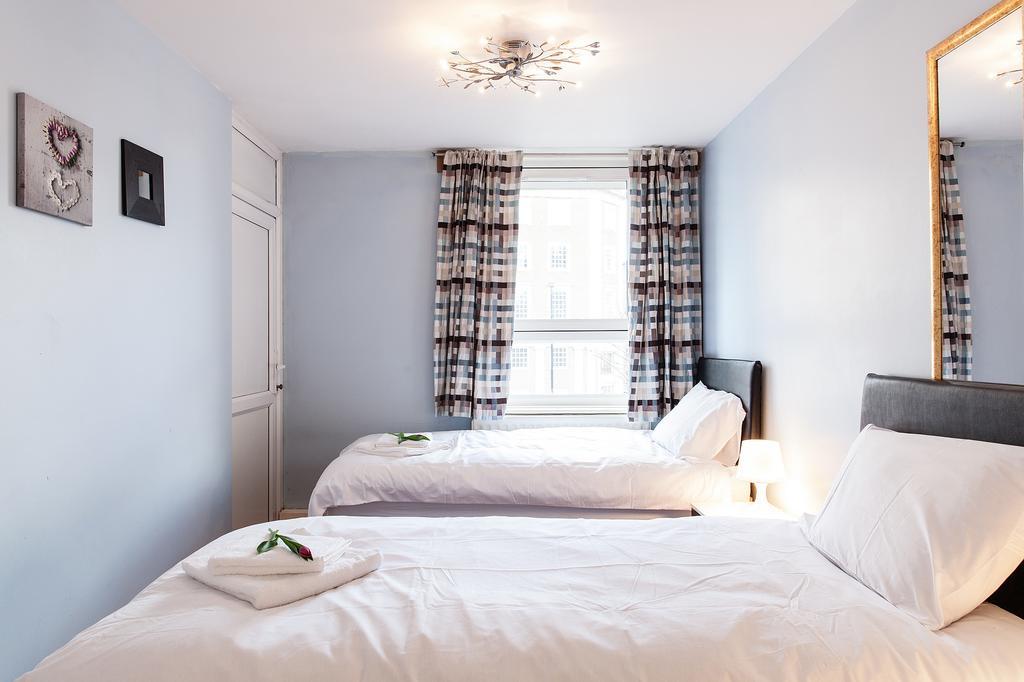 Apartment Midway House London