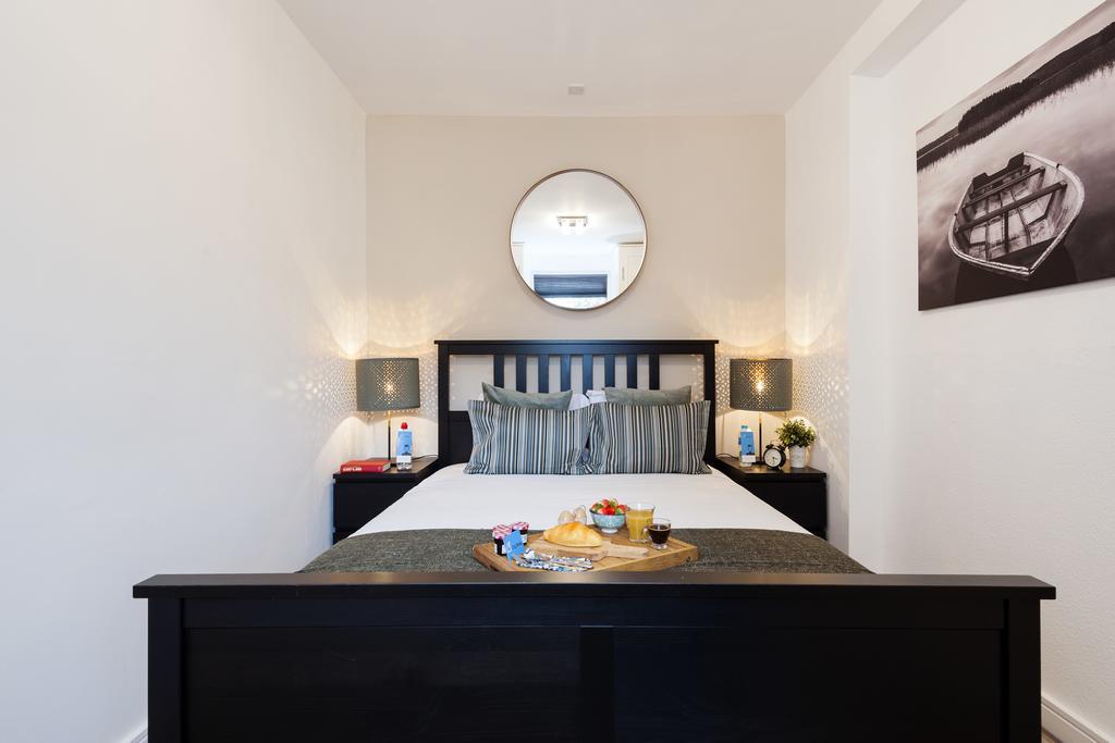 Lägenhet The Cromwell Road Sherborne Court London