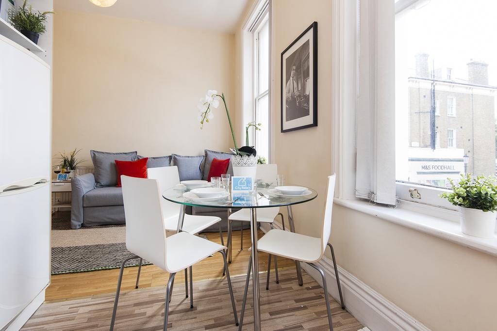 The Earls Court Townhouse London
