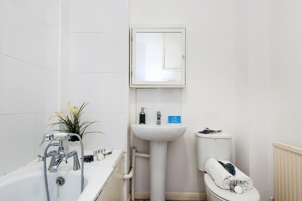 Apartment The Earls Court Townhouse *