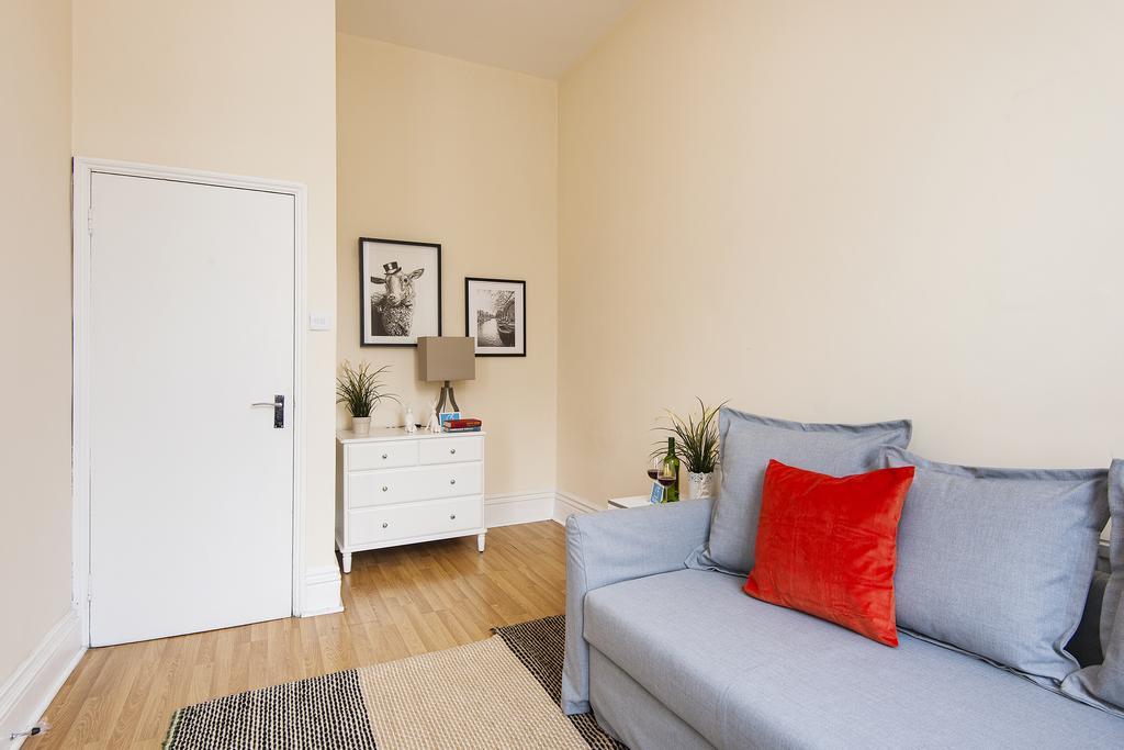 Apartment The Earls Court Townhouse *
