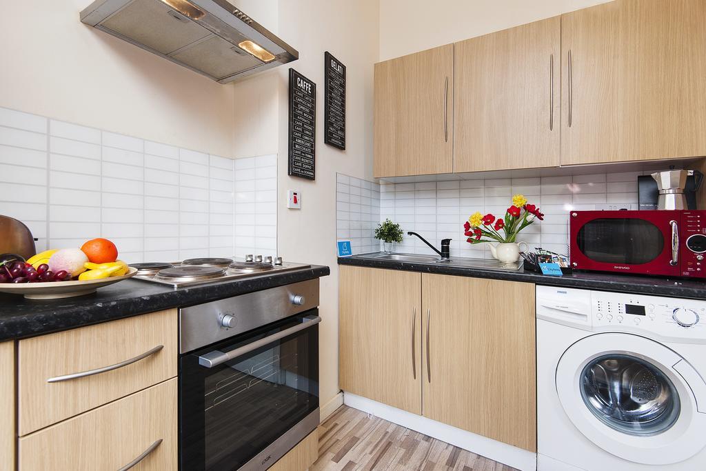 Apartment The Earls Court Townhouse London