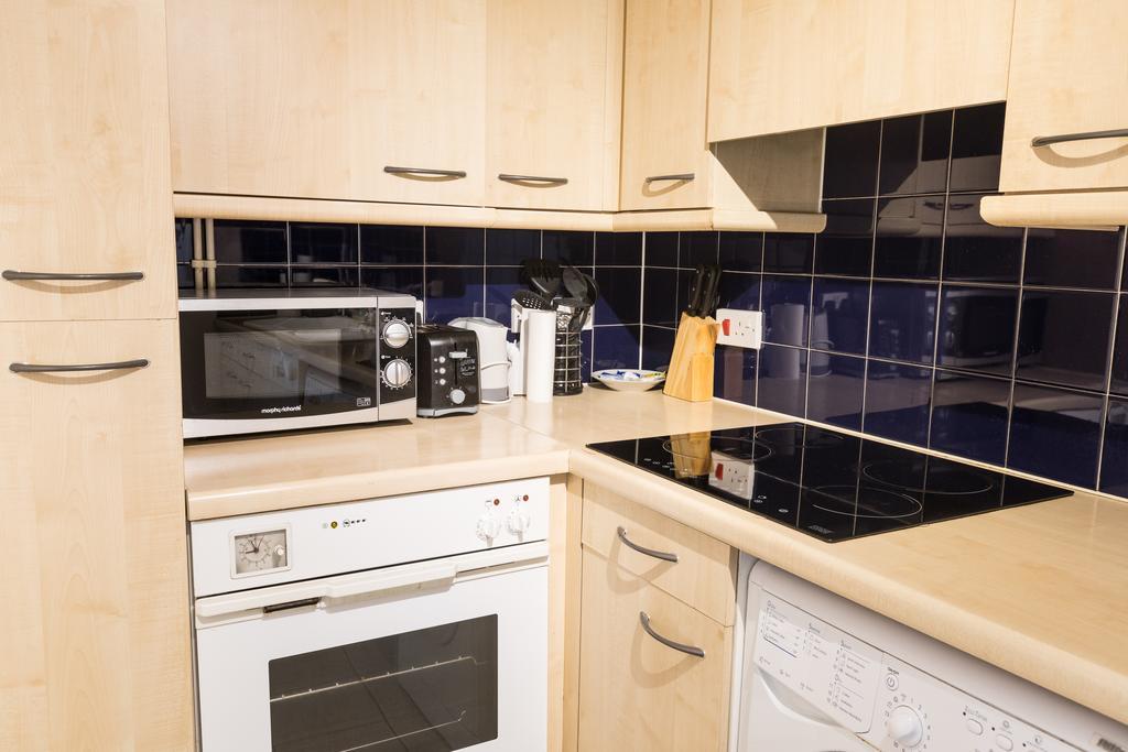 Earls Court Apartment London