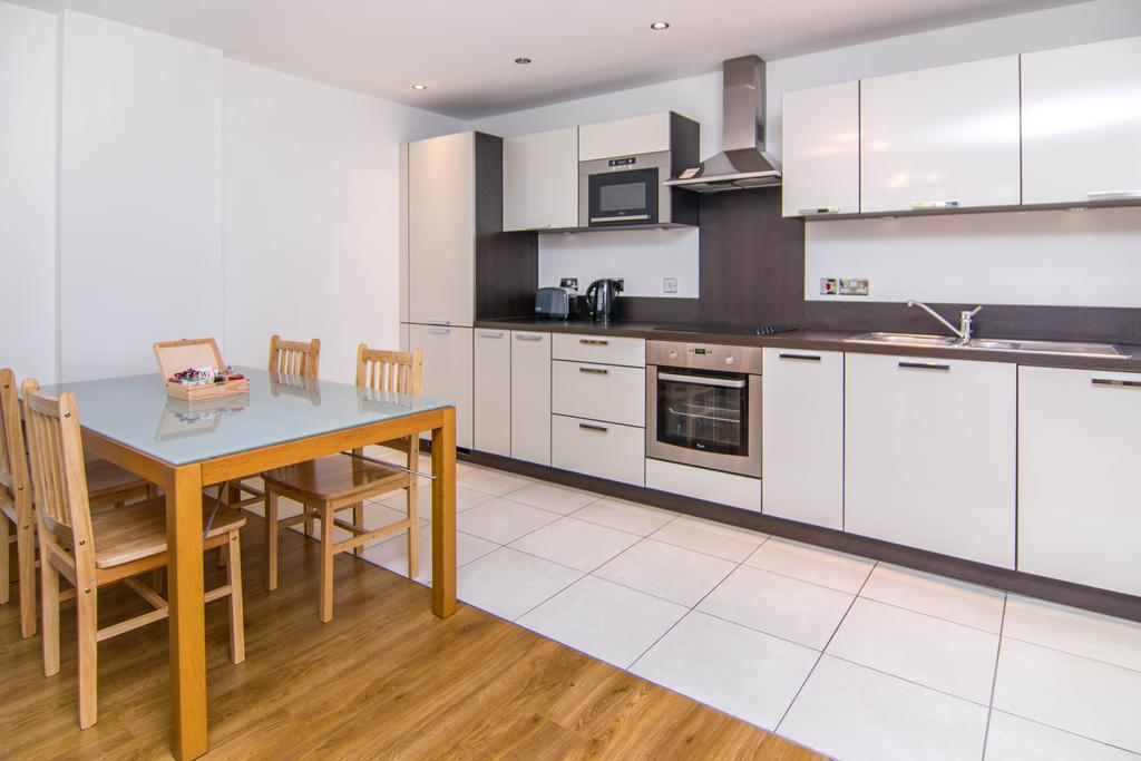 Pelican Wharf Apartment