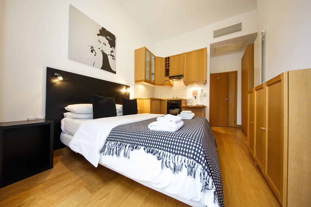 Studios2let * London