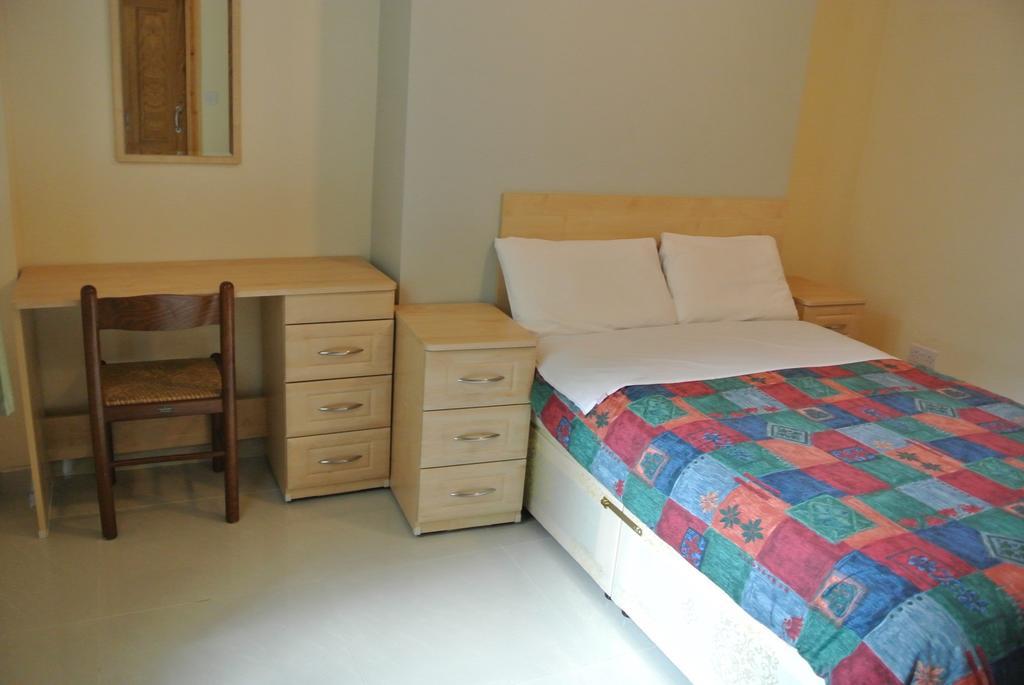 Seven Dials Apartment *