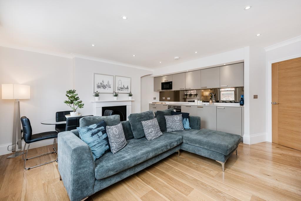 Soho Piccadilly Circus Apartment London