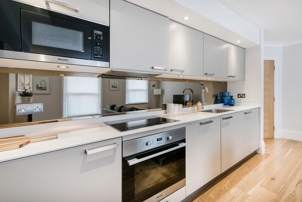 Soho Piccadilly Circus Apartment *