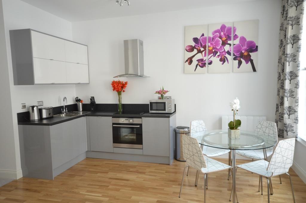 Apartment 1a, Opera House 1st Floor By Indigo Flats