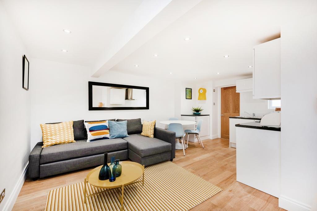 Soho Piccadilly Circus Apartment London