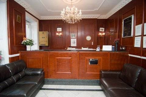Hotel Camelot House London