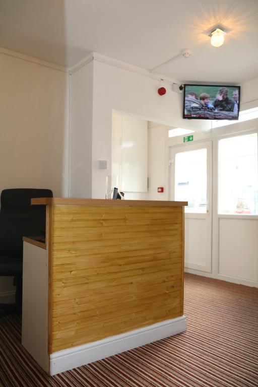Metro House Star Hotel London