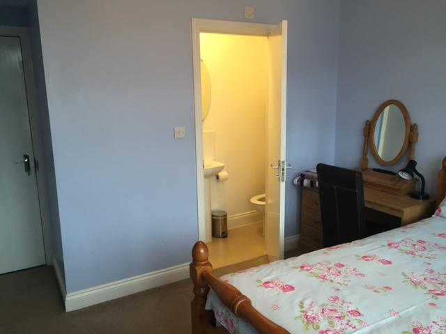 Guest house 287 Green Lanes London