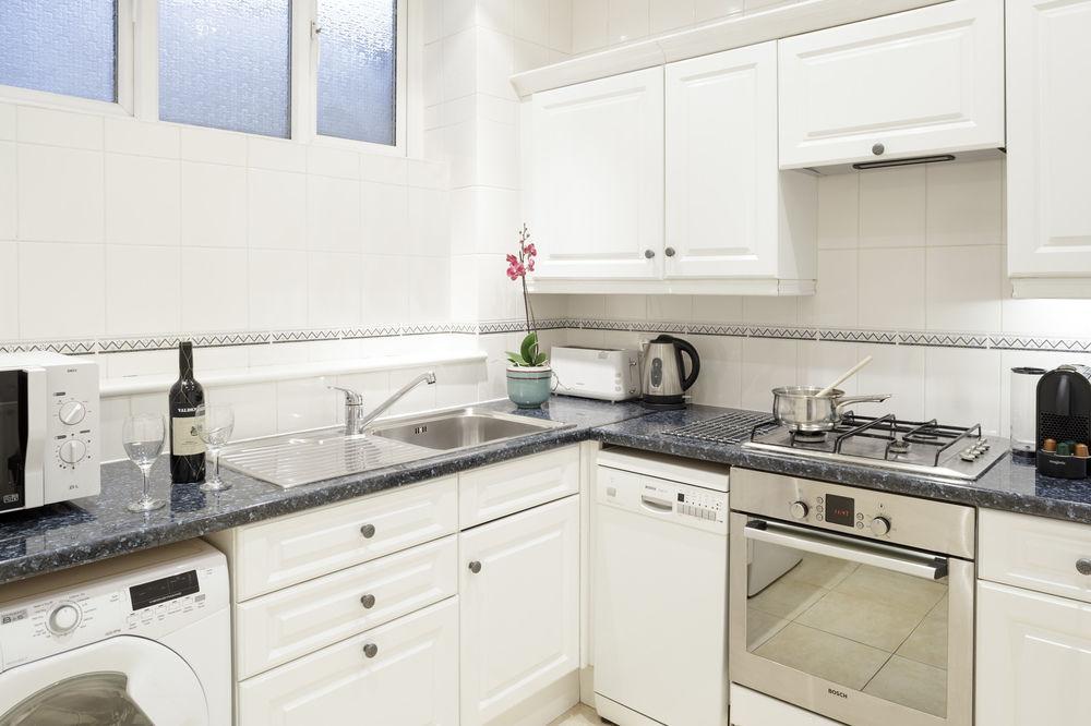 44 Curzon Street By Mansley Aparthotel Londen