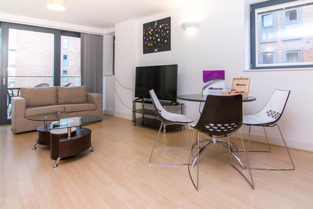 Pelican Wharf Apartment