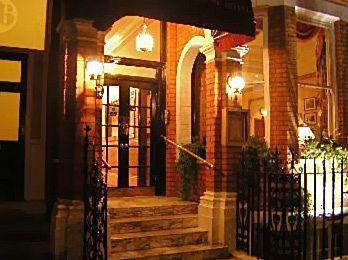 Maranton House Kensington 3* London