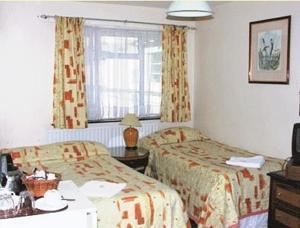 Acton Town Hotel