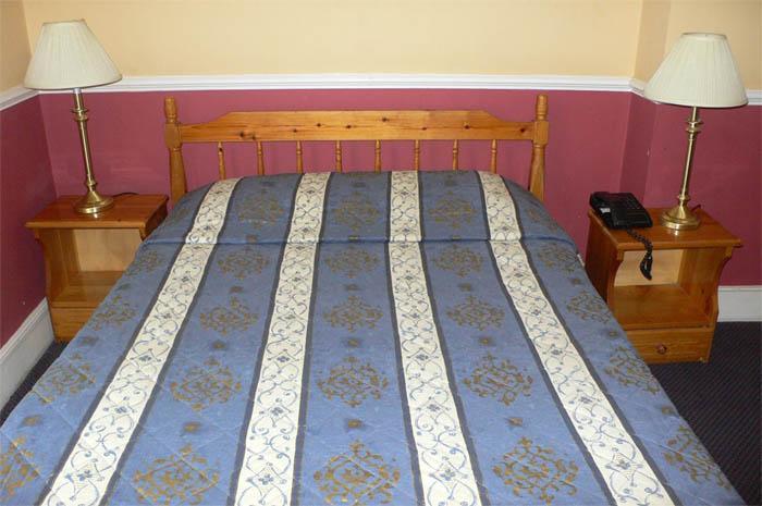 Hotell Rose Park 3*