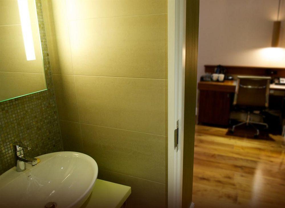Hotell The Belgrave 4*
