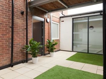 Premier Tower Bridge Apartment