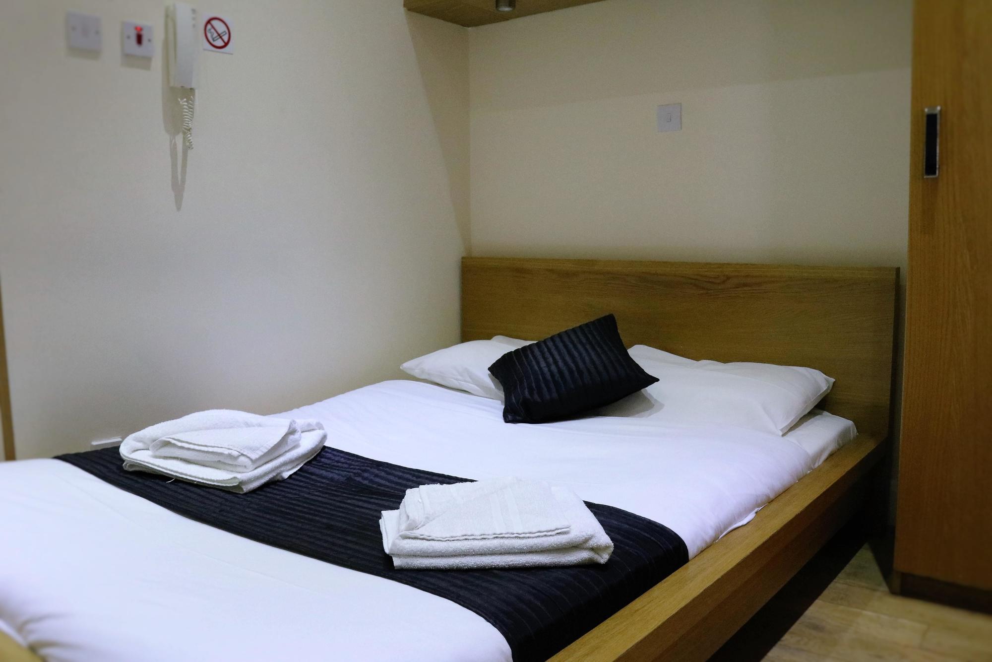 Imperial Court Hotell London