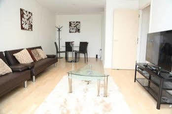 Apartment Styl Short