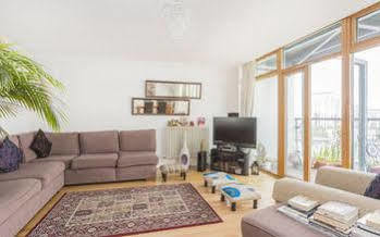 Styl Short Apartment