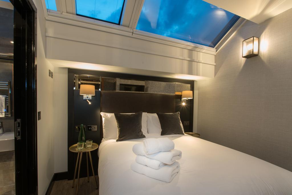 Camden Enterprise Hotel