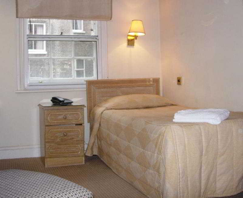 The Gresham 3*