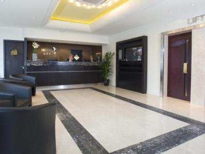 Hotel Lily