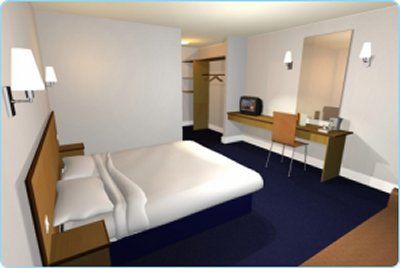 Travelodge Waterloo 3*