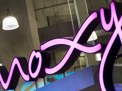 Moxy Stratford Hotell 4*