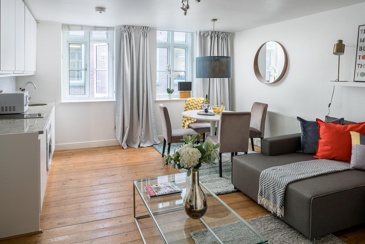 Square Mile Residences Apartment *
