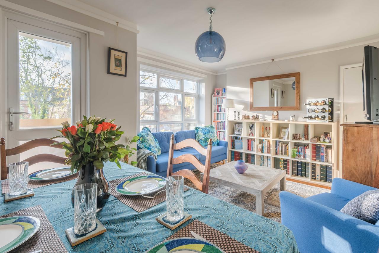 Comfortable In Wandsworth Apartment