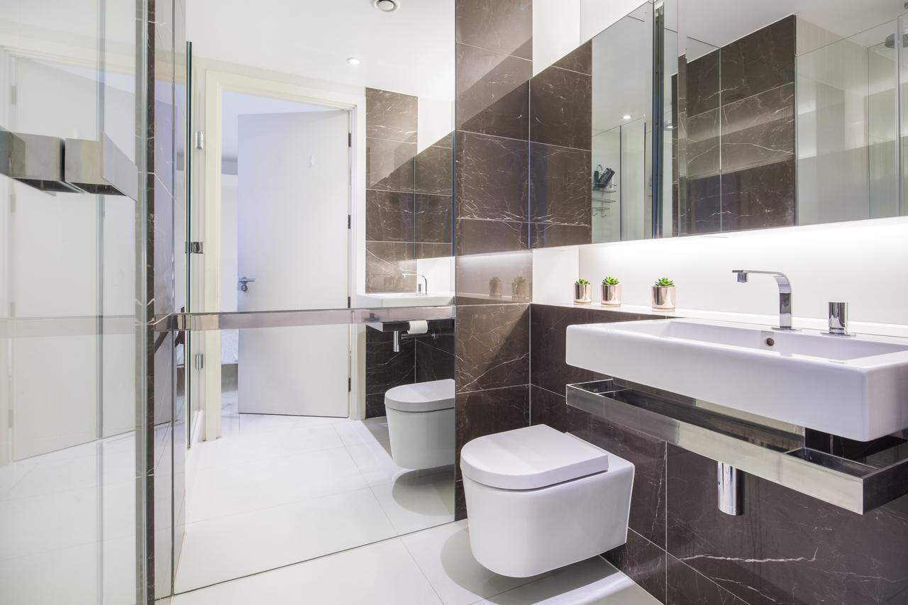 Prime - Canary Wharf * Londen