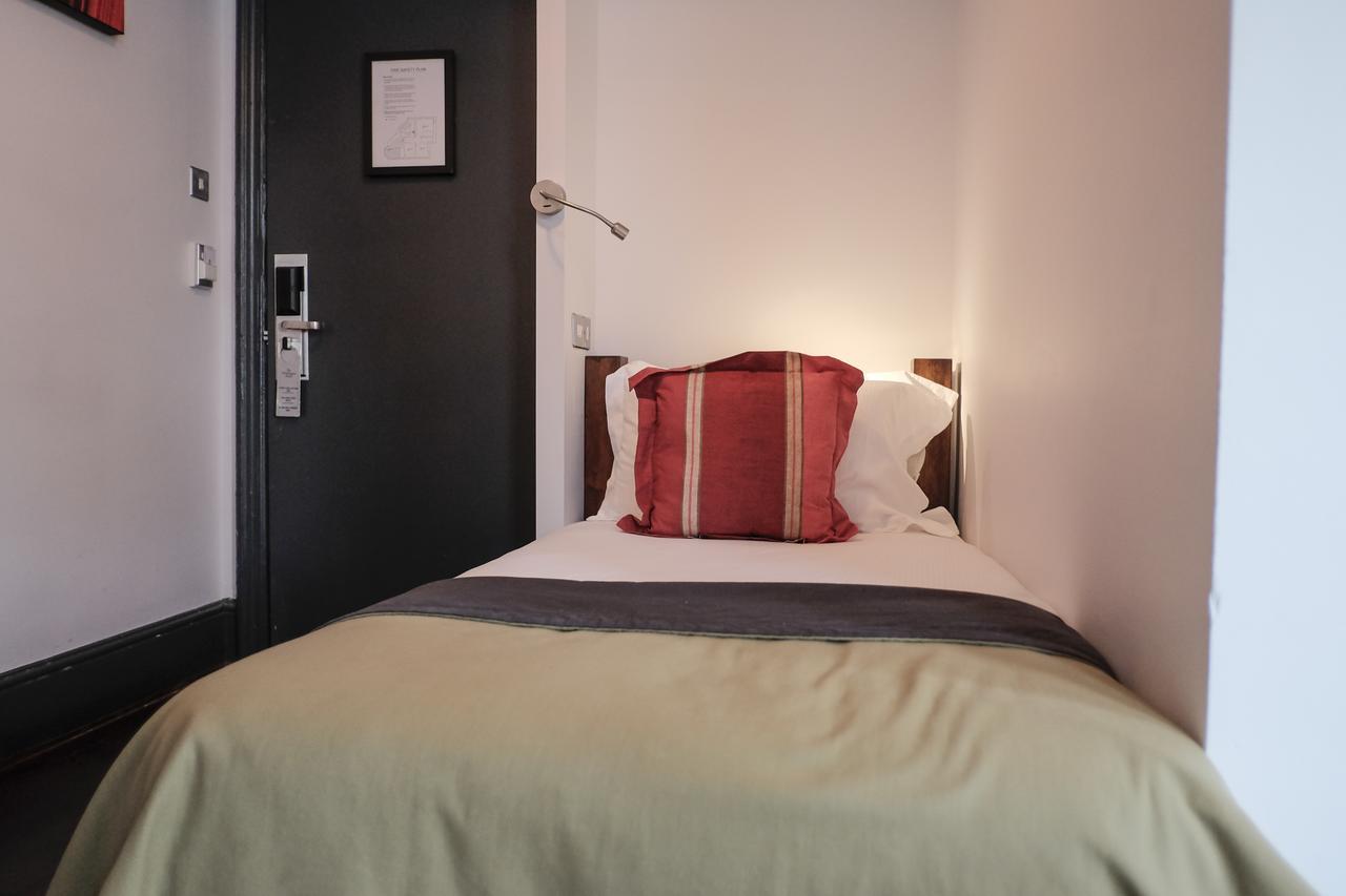 The Wellington 3*