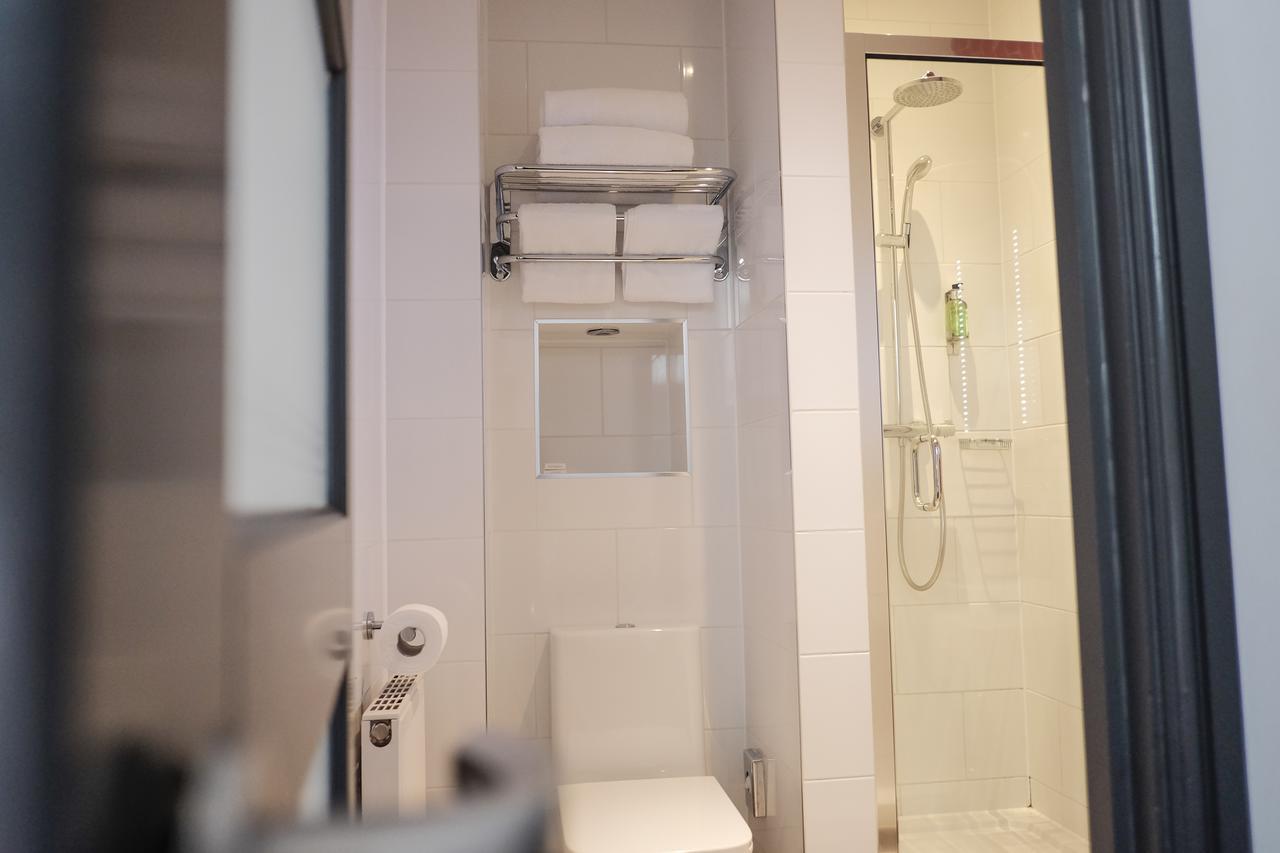 The Wellington 3* London