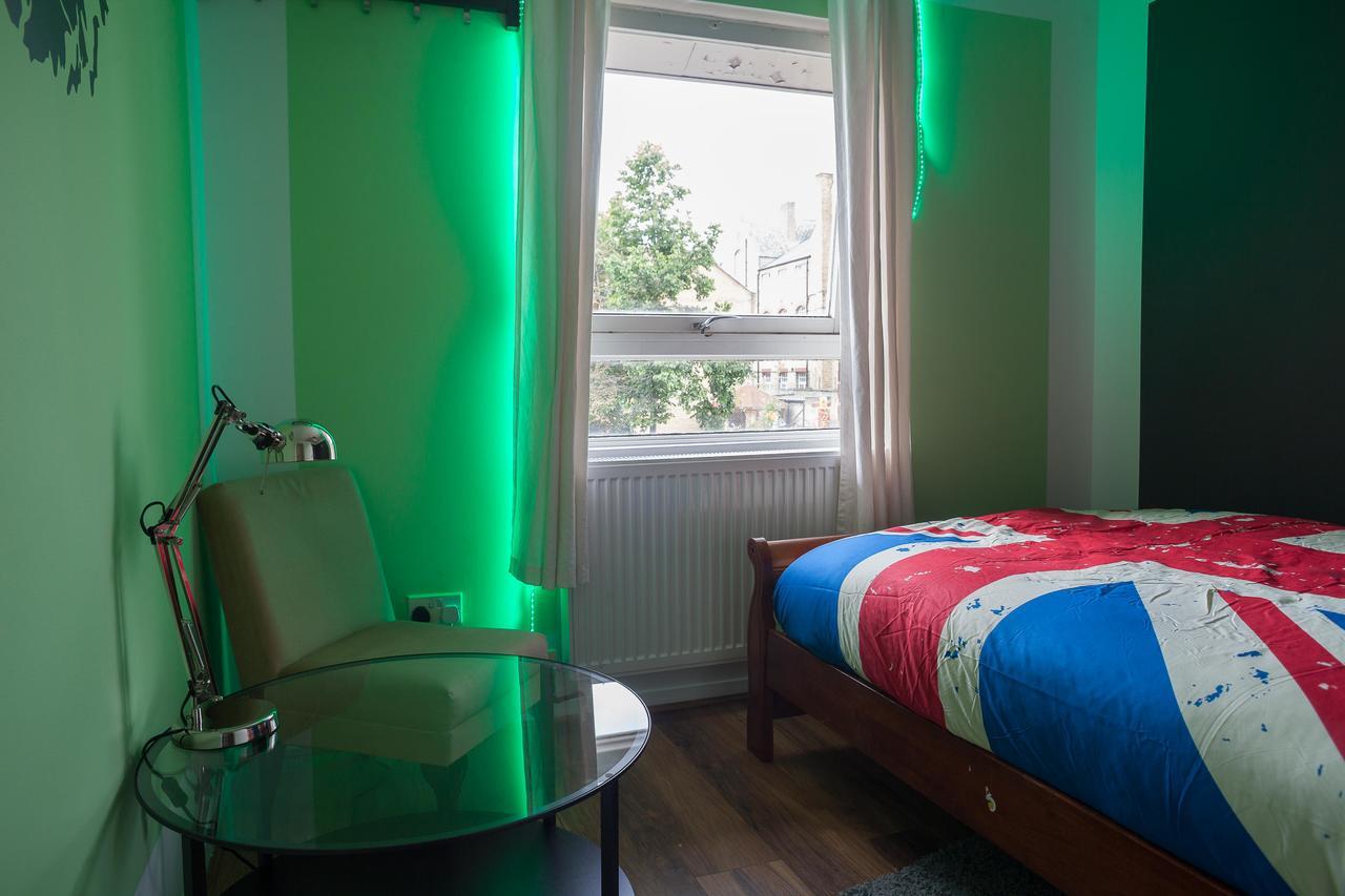 Kennedy Guest house London