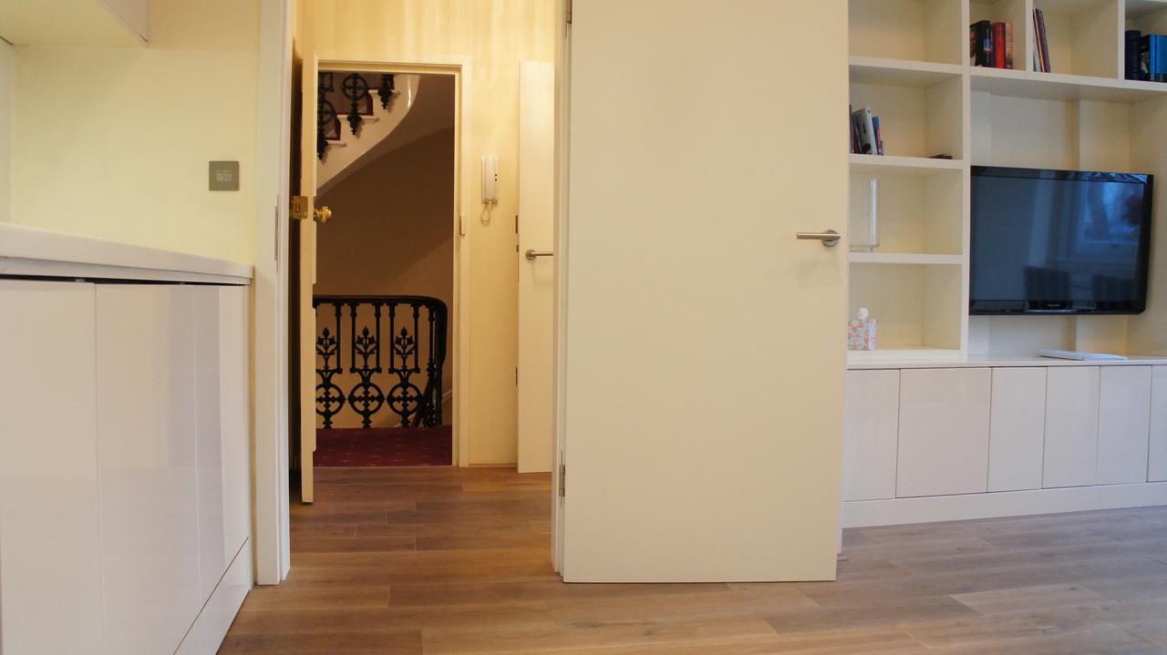 Ahometorent White Apartment London