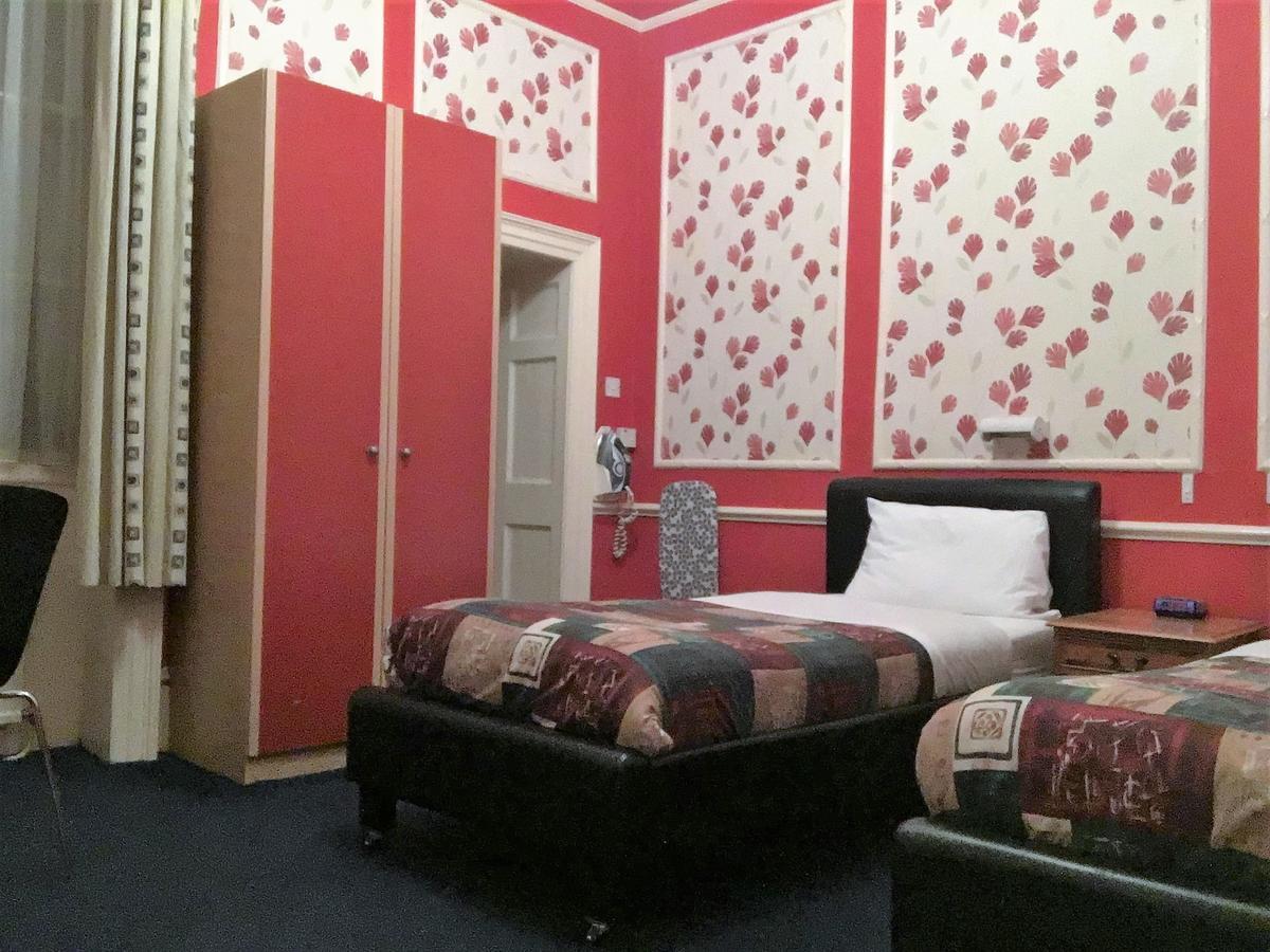 Hadleigh 3* London