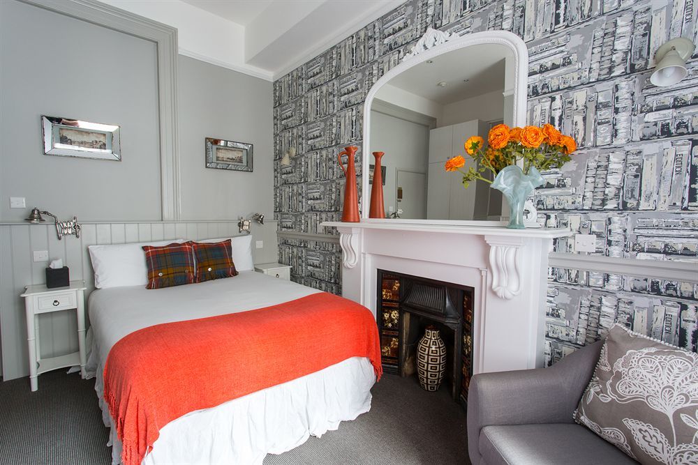 Georgian House Hotell 4*