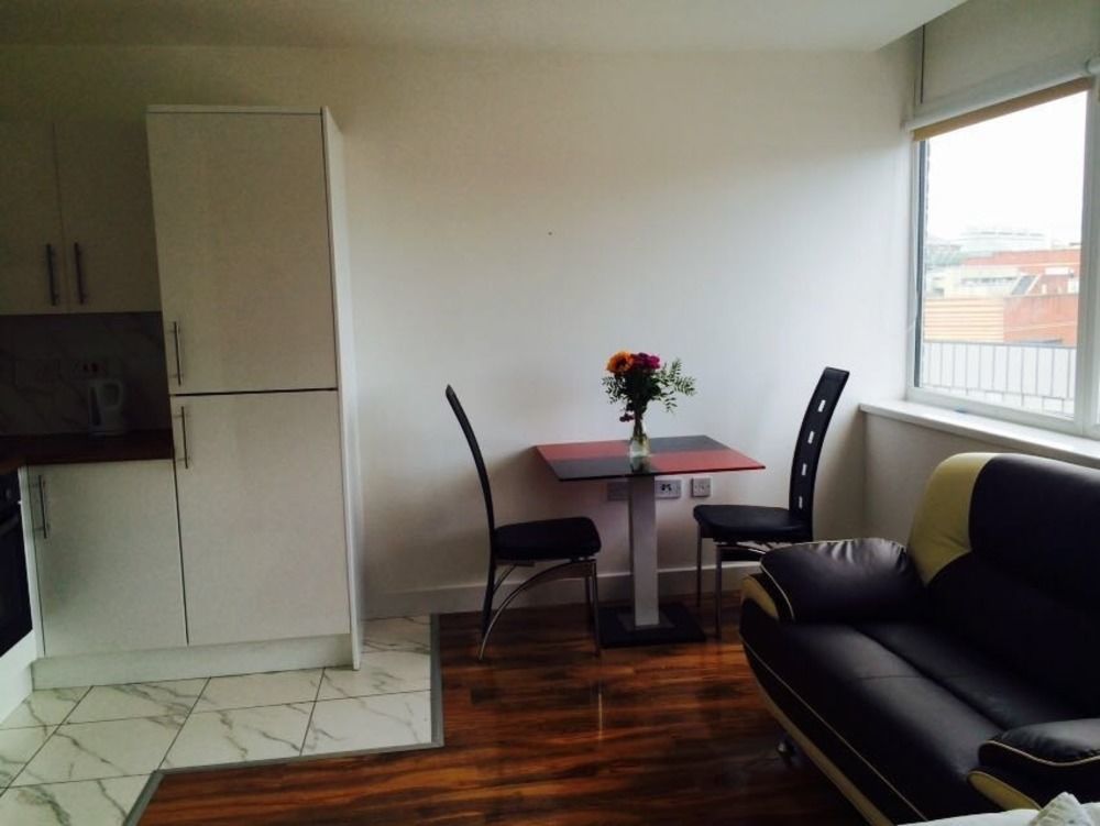 Hotel 137 Upton Lane London