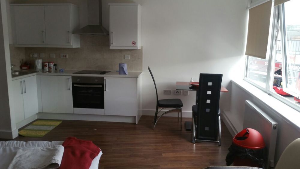 Hotel 137 Upton Lane 2*