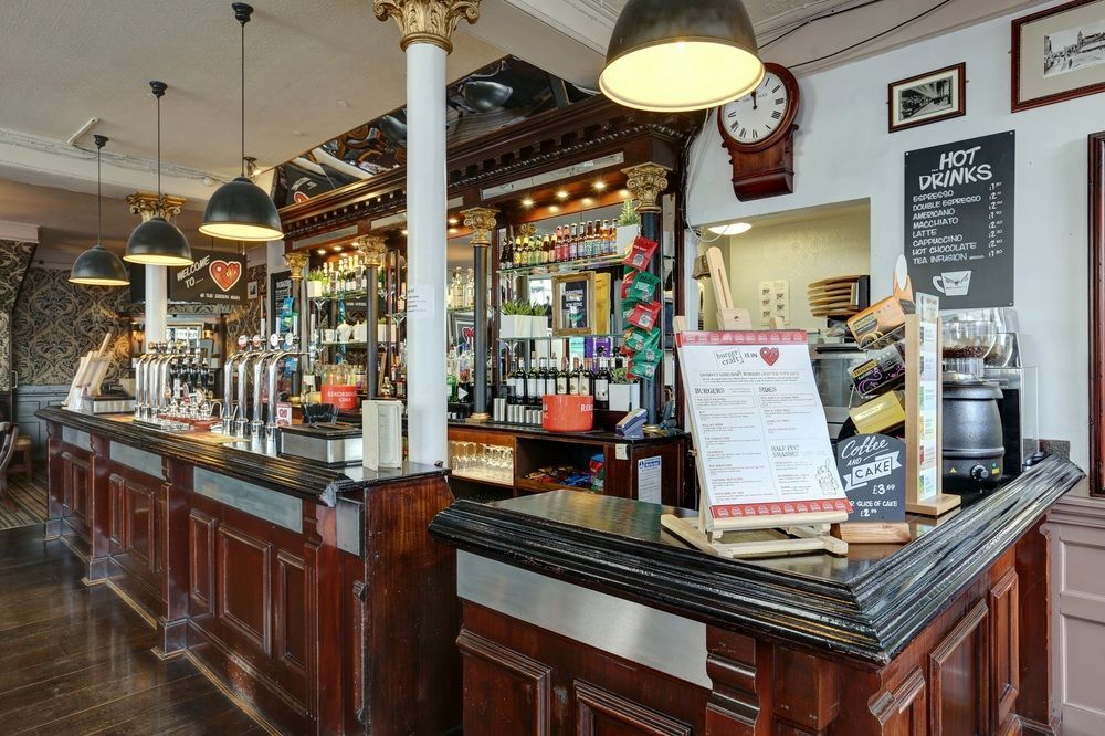 Publove @ The Man, Paddington Hostel *