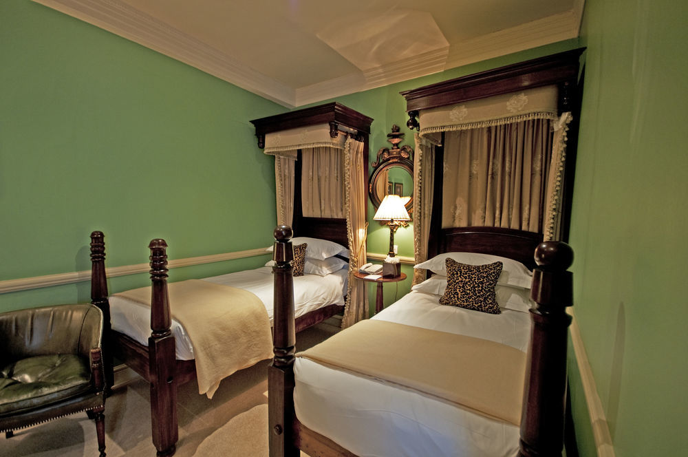 Hotel The Gore - Starhotels Collezione London