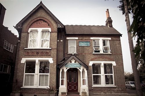 Guest house Caspian London