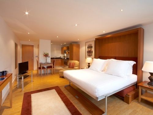 Lejlighedshotel Marlin Bridge - Empire Square 4*
