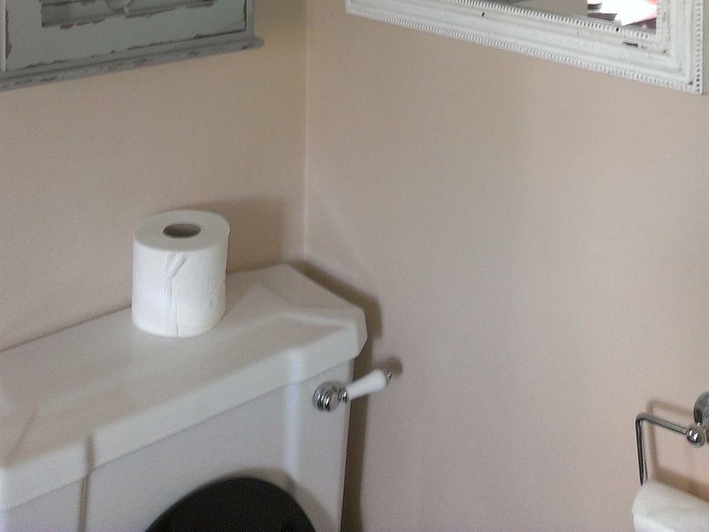 Iolanthe Bed & Breakfast London